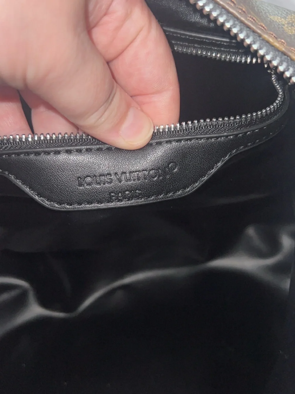 LV soft speedy 30 black